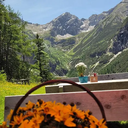 Franzis Appartments Sissi Apartmán Matrei am Brenner
